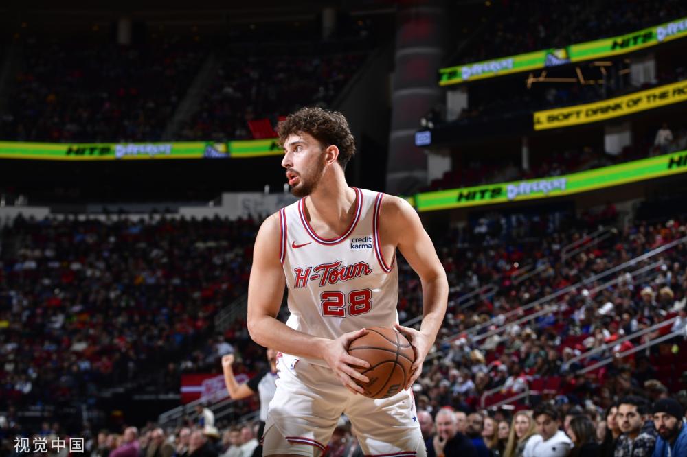 的年轻英雄 的年轻英雄